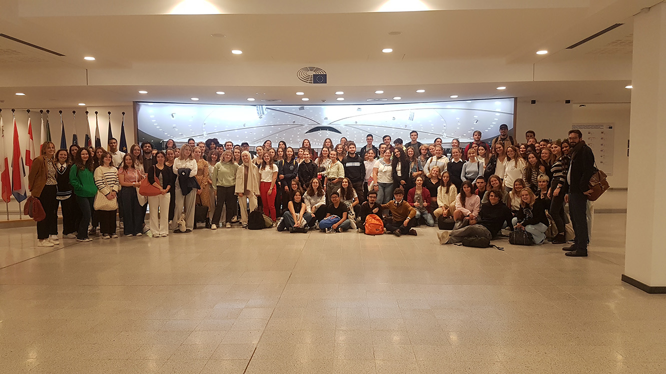 European School of Political and Social Sciences Rankings, Fees